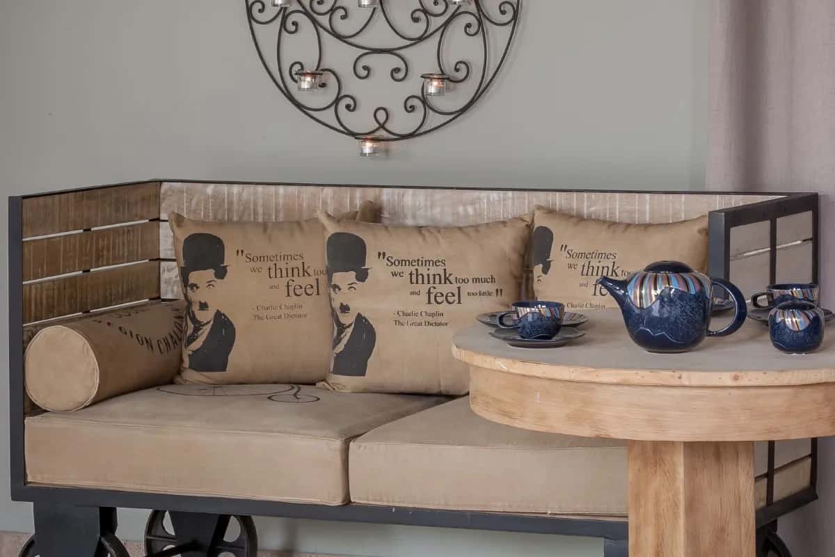 Sofa Charlie Chaplin MAZINE – miniatura 17